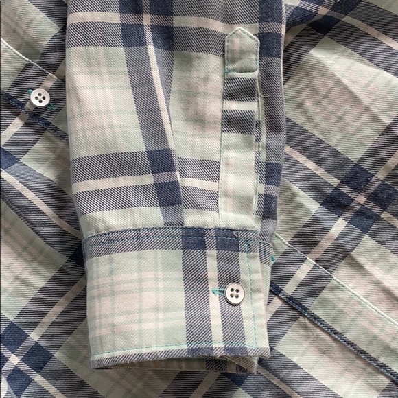 Roxy Flannel - Picture 4 of 4